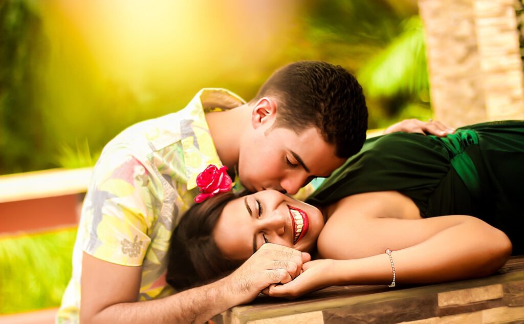 Top 20 love😘😘 shayari 💕🥰with name in hindi